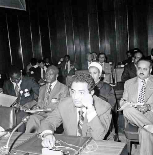 ���� �������� ��������� ������ �....... ��� ������ ������ ������� ���� ������ �� ������� ������� ��������