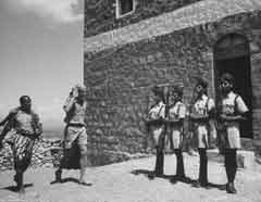 انقر للحصول على حجم اكبر