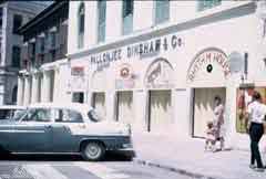 انقر للحصول على حجم اكبر