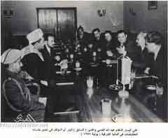 ميناء المعلا مركز صناعة السفن الشراعيه 